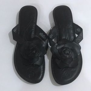 Boc born thong sandals black size 10